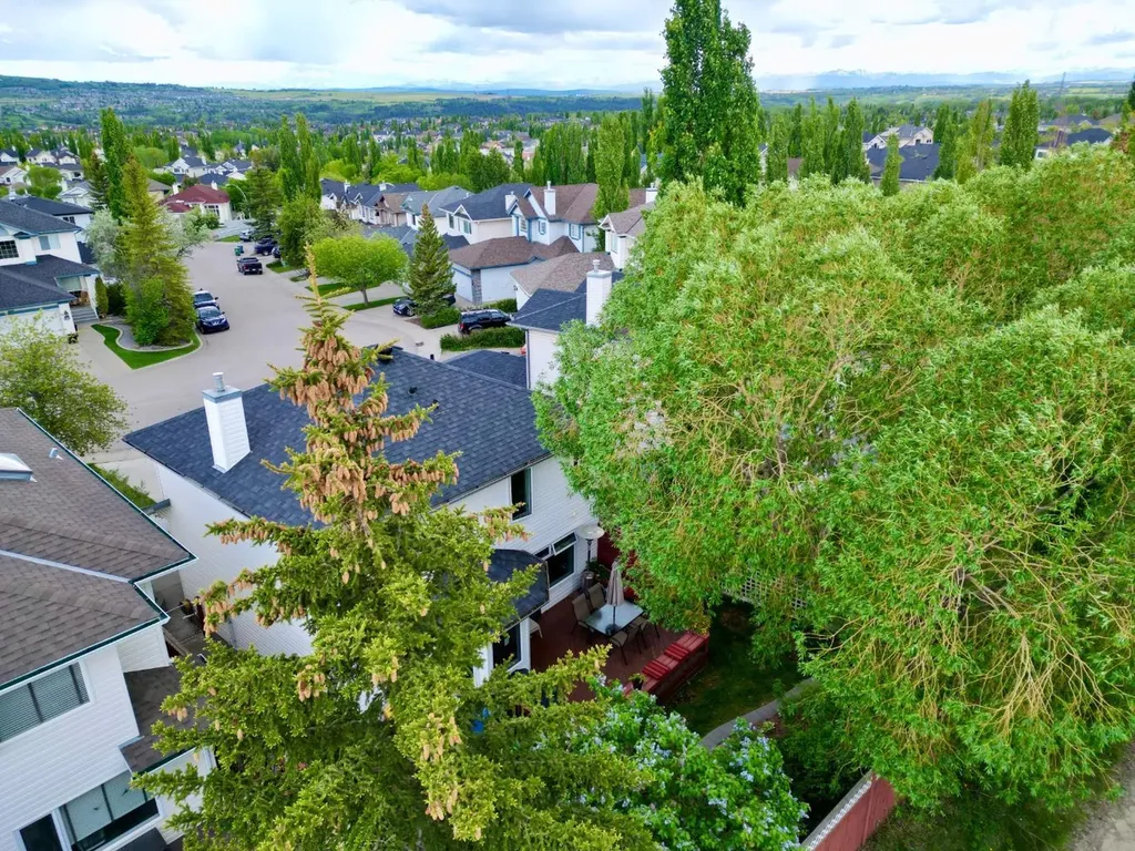 123 Tuscany Hills Park NW Calgary AB T3L 2A3