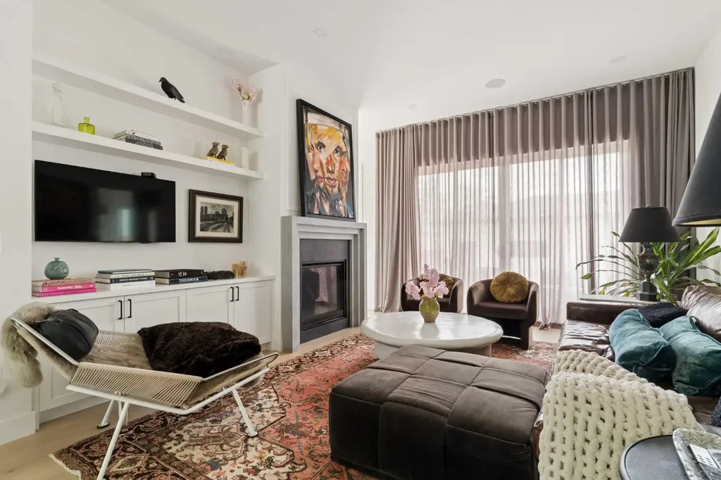 4114 18 Street SW Calgary AB T2T 4V7