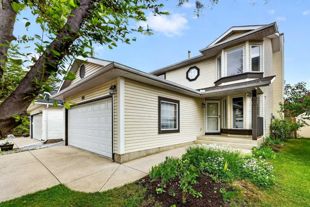 98 River Rock Crescent SE Calgary AB T2C 4J3