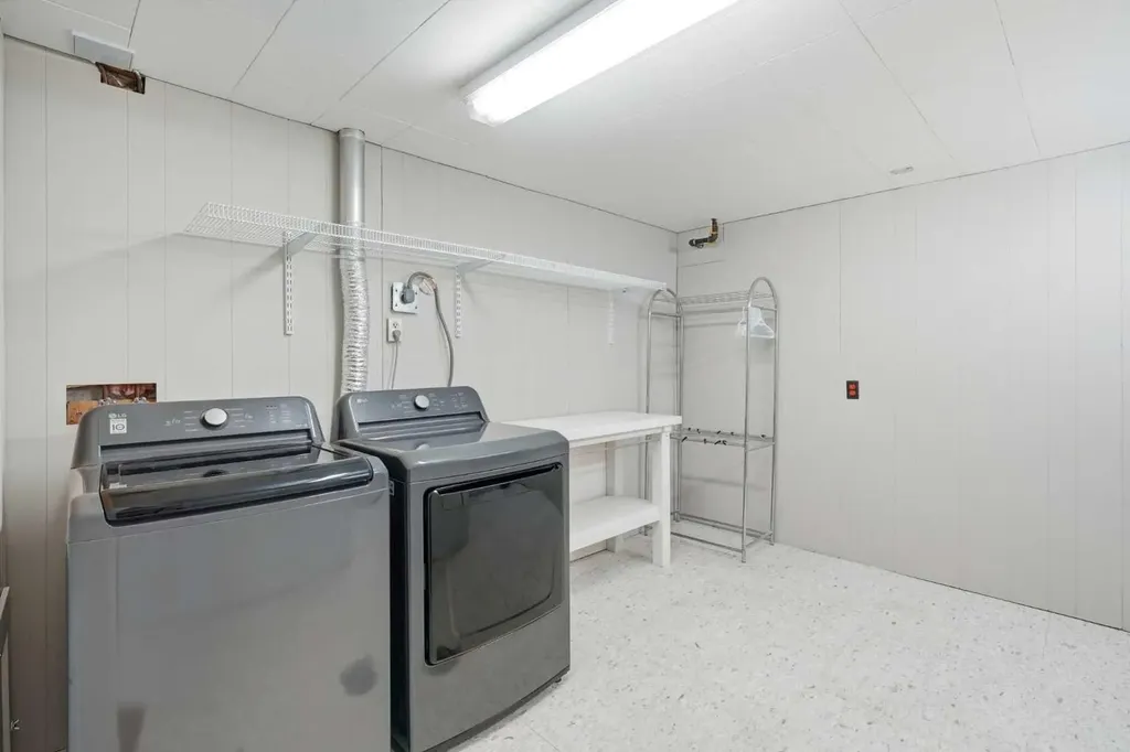 6119 Blackthorn Crescent NE Calgary AB T2K 3X5