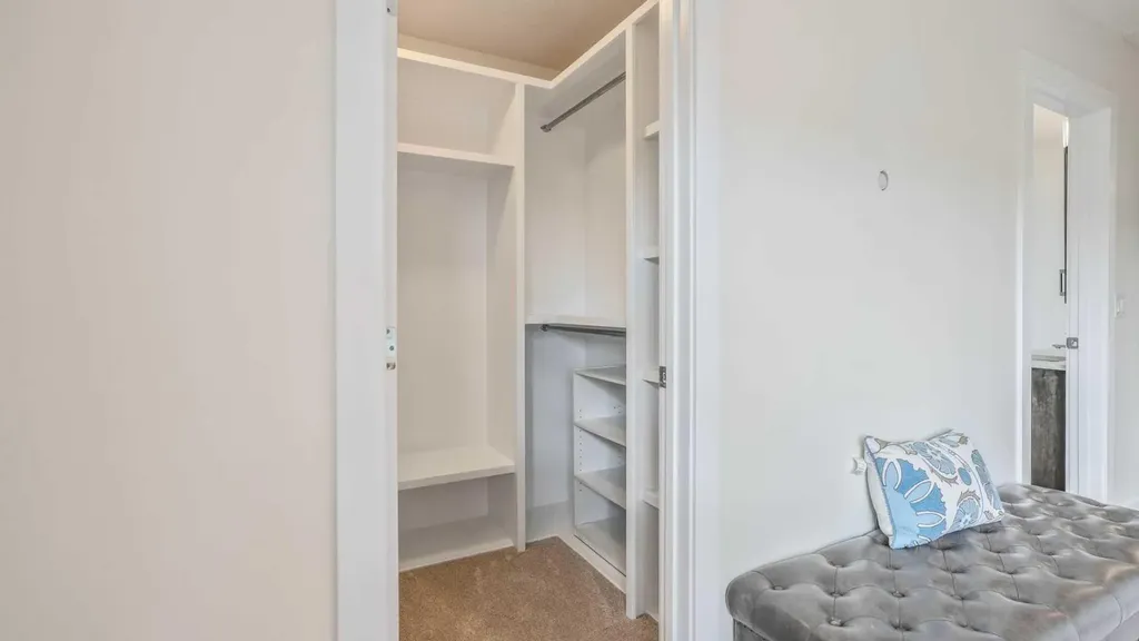 51 Tararidge Drive NE Calgary AB T3J2R7