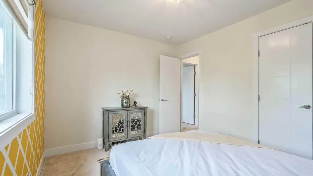 51 Tararidge Drive NE Calgary AB T3J2R7