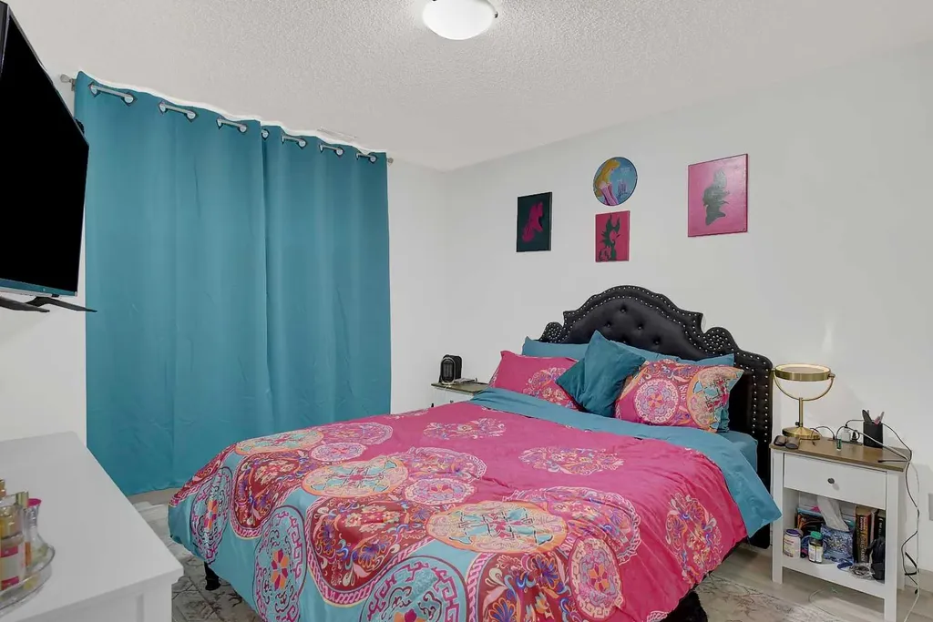 9631 85 Avenue Grande Prairie AB T8V 3K4
