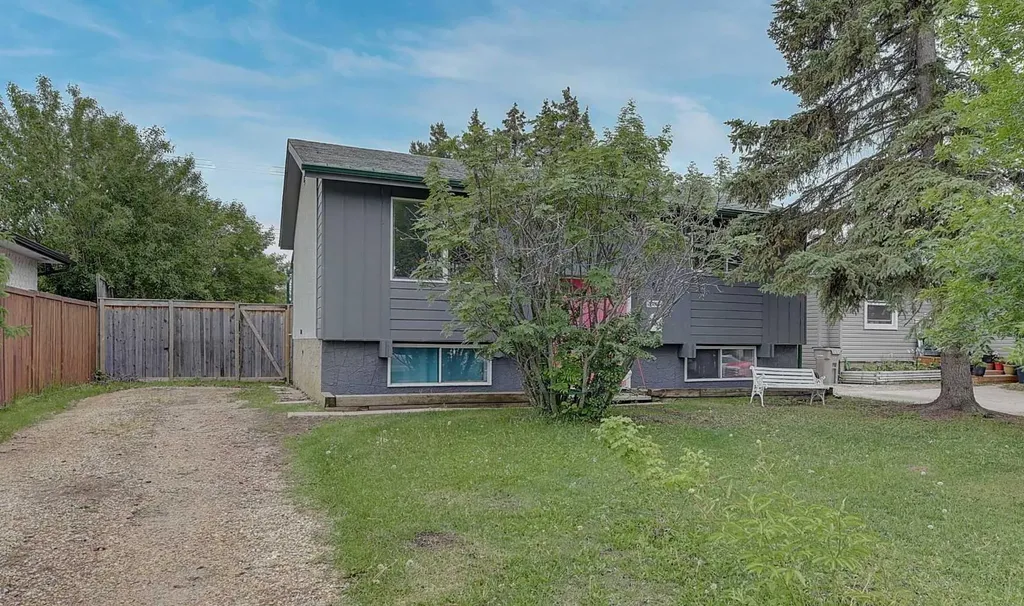 9631 85 Avenue Grande Prairie AB T8V 3K4