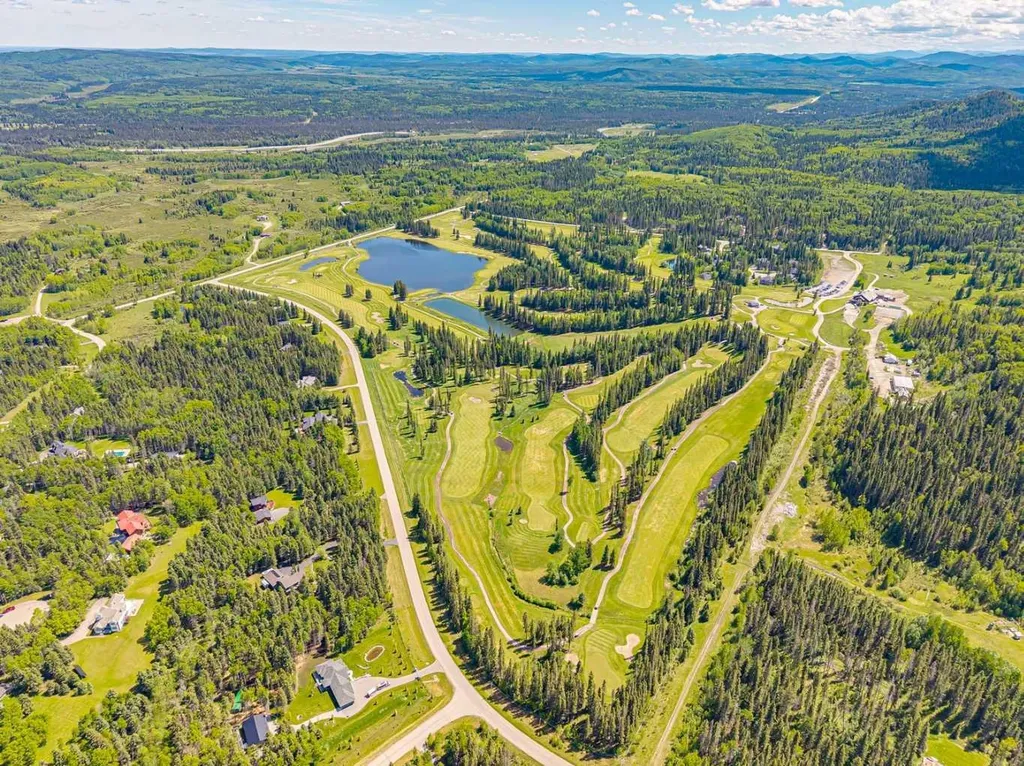 229 Mountain Lion Drive Bragg Creek AB T0L 0K0