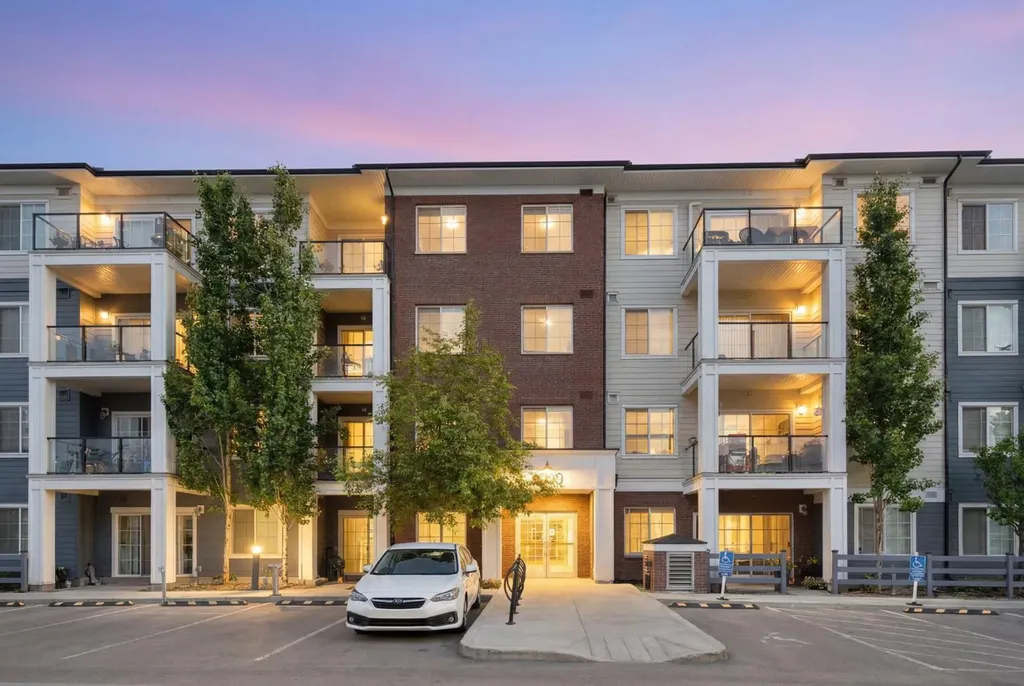 298 Sage Meadows Park NW Calgary AB T3P 1P5