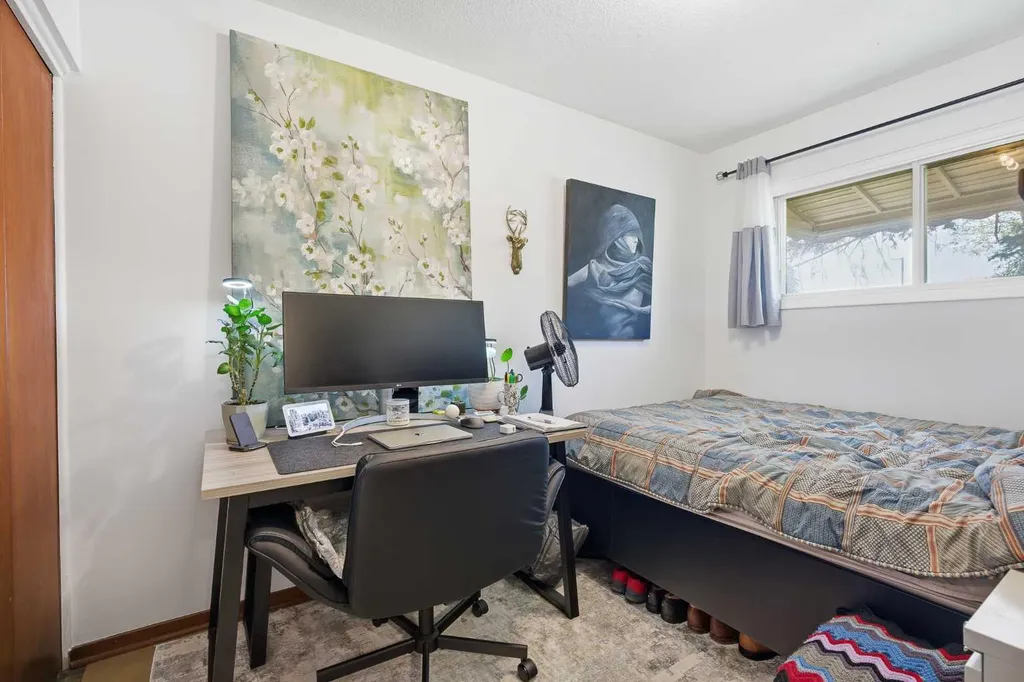 9020 Fairmount Drive SE Calgary AB T2H 0Z5