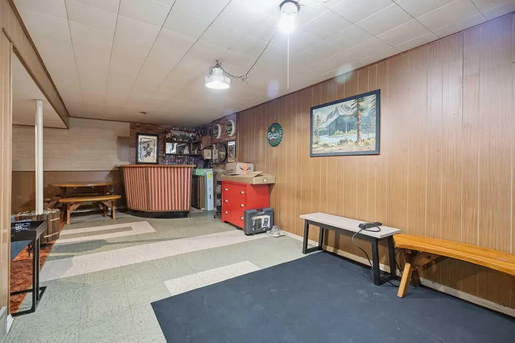 9020 Fairmount Drive SE Calgary AB T2H 0Z5