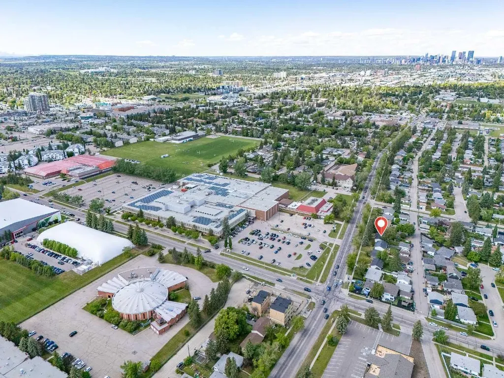 9020 Fairmount Drive SE Calgary AB T2H 0Z5