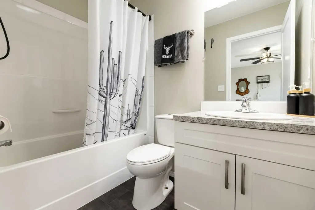 2314 19 Avenue Bowden AB T0M 0K0