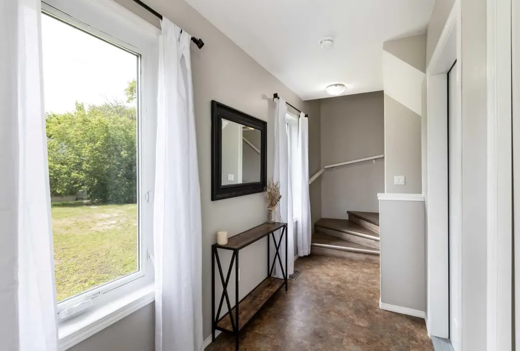 2314 19 Avenue Bowden AB T0M 0K0