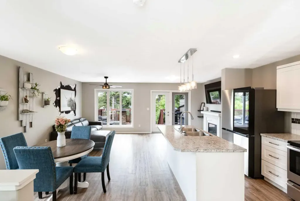 2314 19 Avenue Bowden AB T0M 0K0