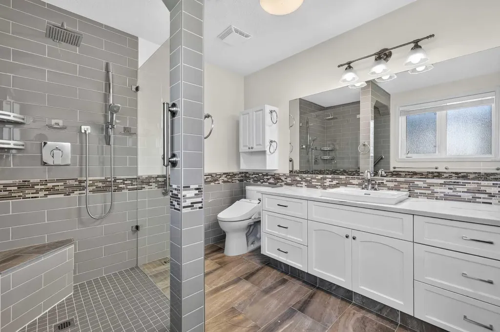 219 Hillcrest Boulevard Strathmore AB T1P 1Z6
