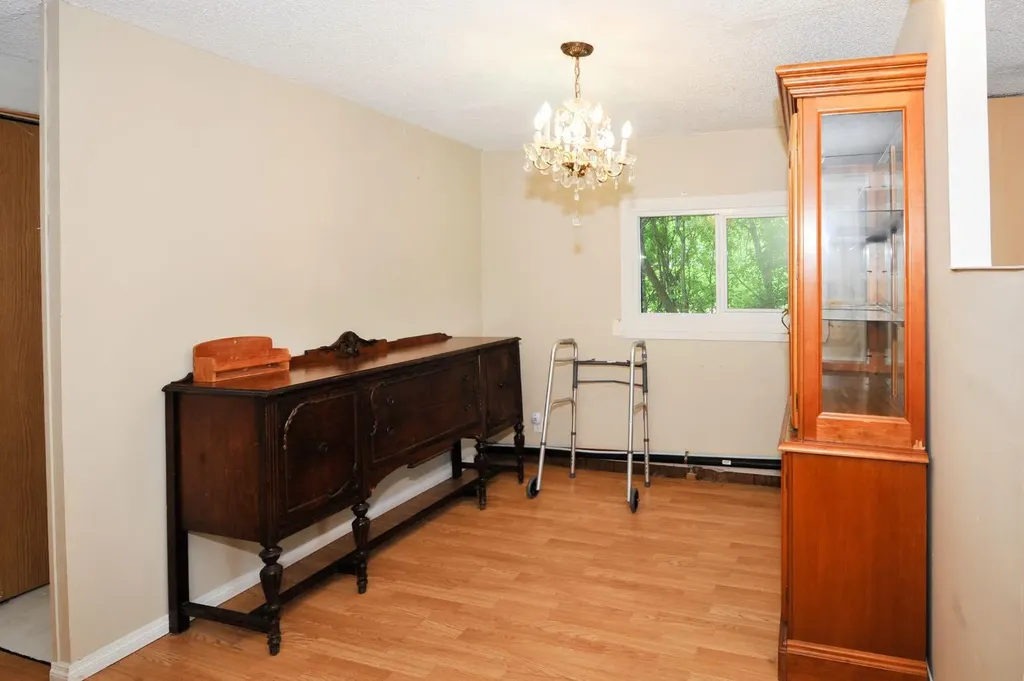 121 Alberta Street Kingman AB T0B2M0