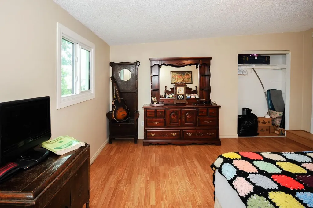 121 Alberta Street Kingman AB T0B2M0