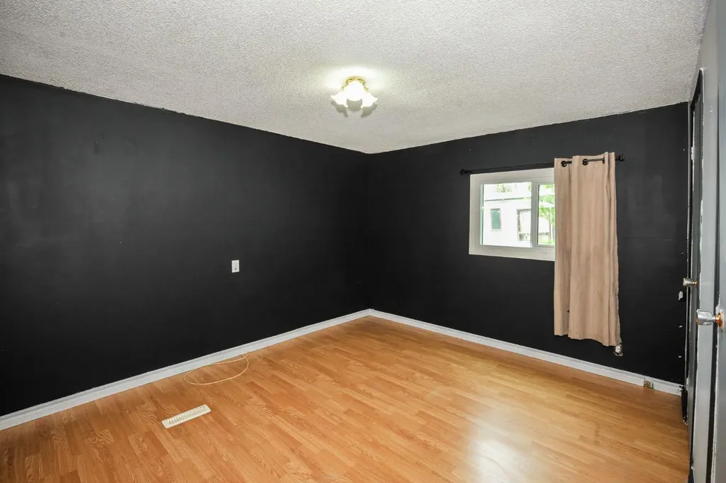 121 Alberta Street Kingman AB T0B2M0
