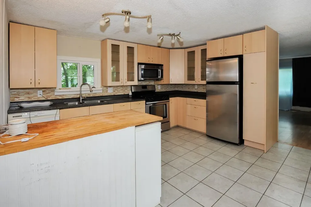 121 Alberta Street Kingman AB T0B2M0