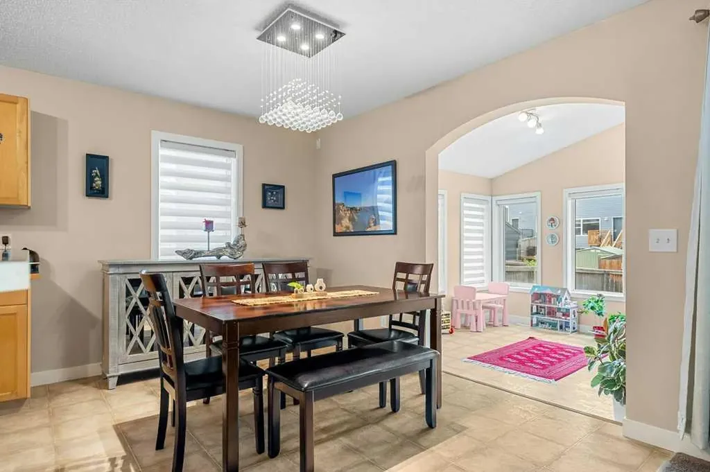 140 Panamount Circle NW Calgary AB T3K 0C6