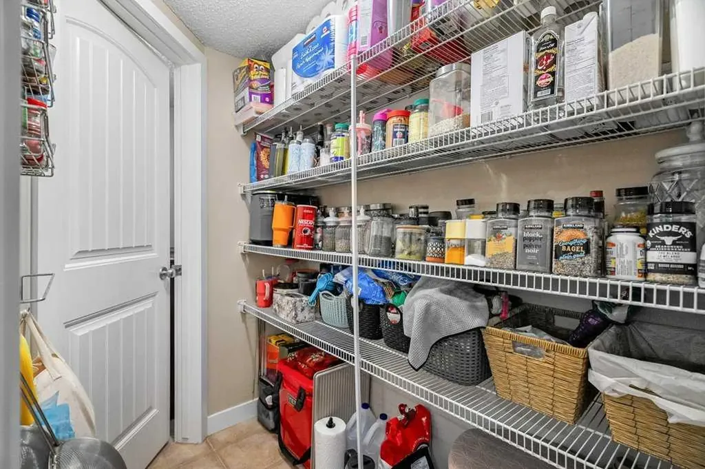 140 Panamount Circle NW Calgary AB T3K 0C6
