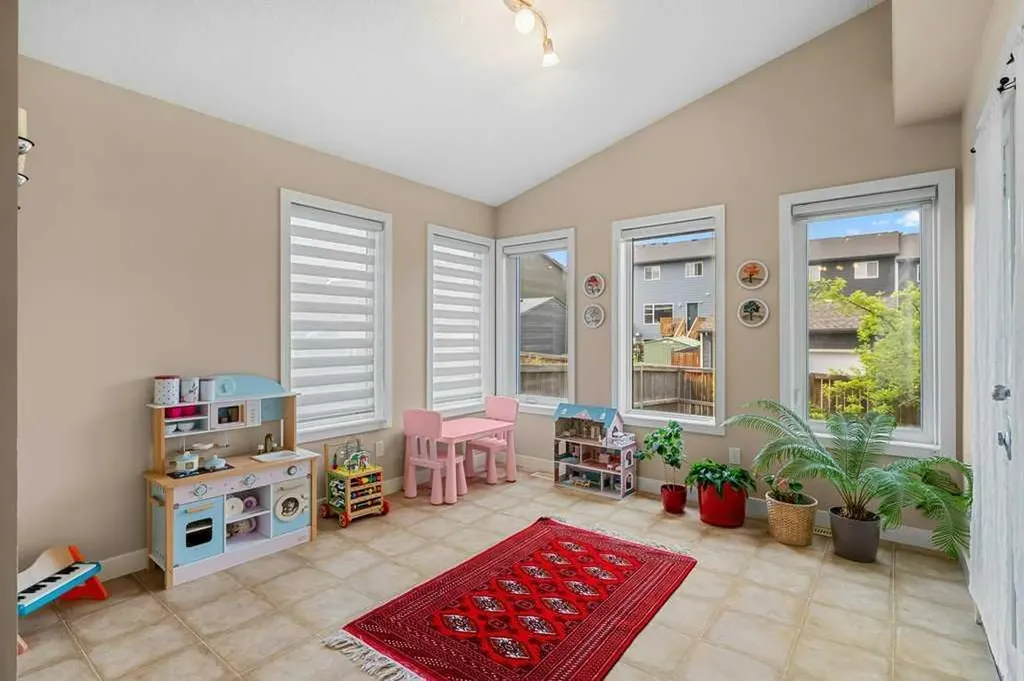 140 Panamount Circle NW Calgary AB T3K 0C6