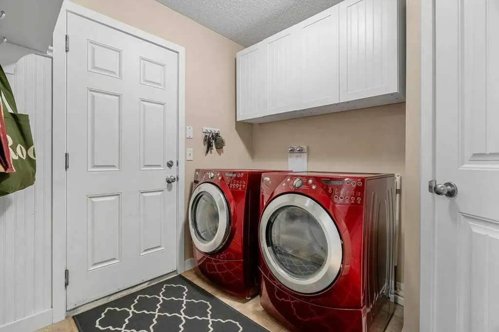 140 Panamount Circle NW Calgary AB T3K 0C6