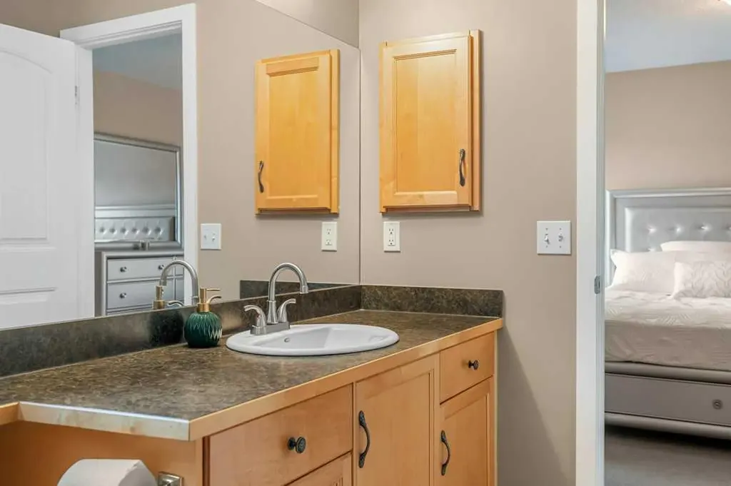 140 Panamount Circle NW Calgary AB T3K 0C6