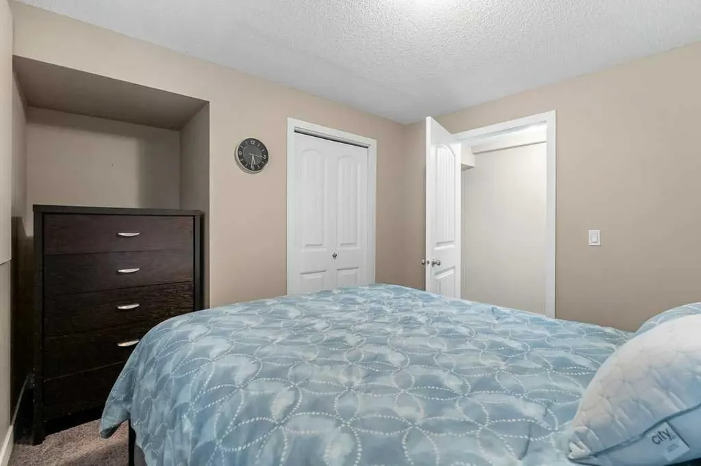 140 Panamount Circle NW Calgary AB T3K 0C6