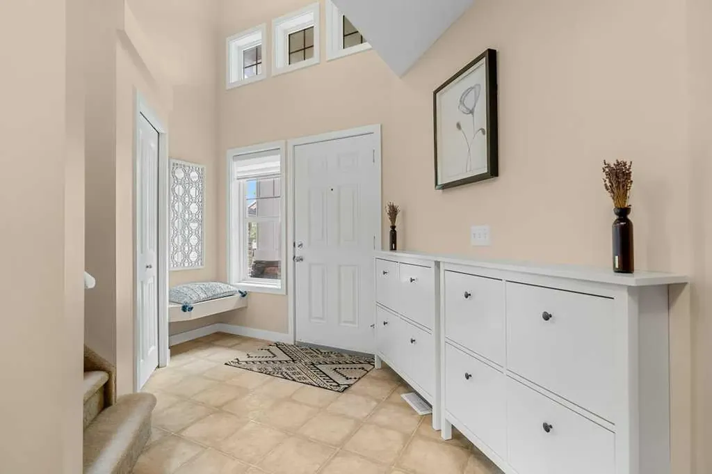 140 Panamount Circle NW Calgary AB T3K 0C6