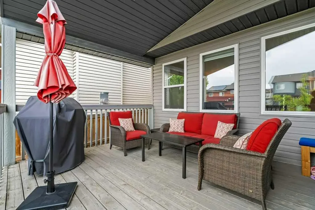 140 Panamount Circle NW Calgary AB T3K 0C6