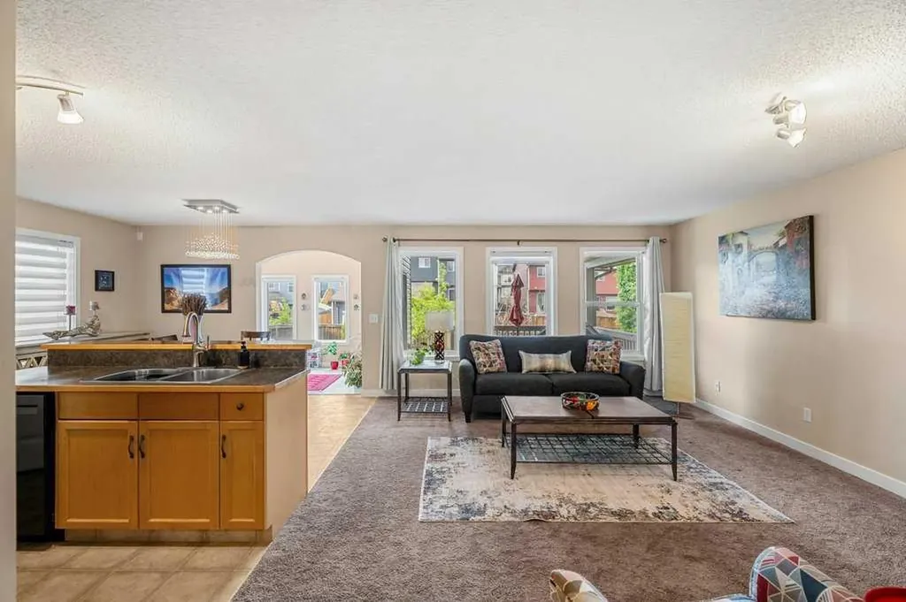 140 Panamount Circle NW Calgary AB T3K 0C6