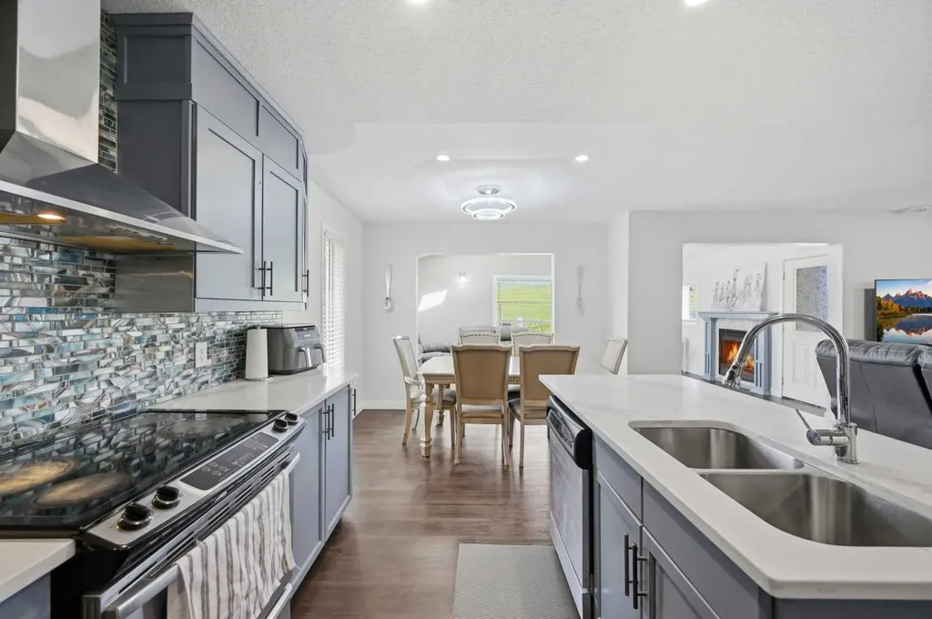 46 Citadel Meadow Crescent NW Calgary AB T3G 4Z1