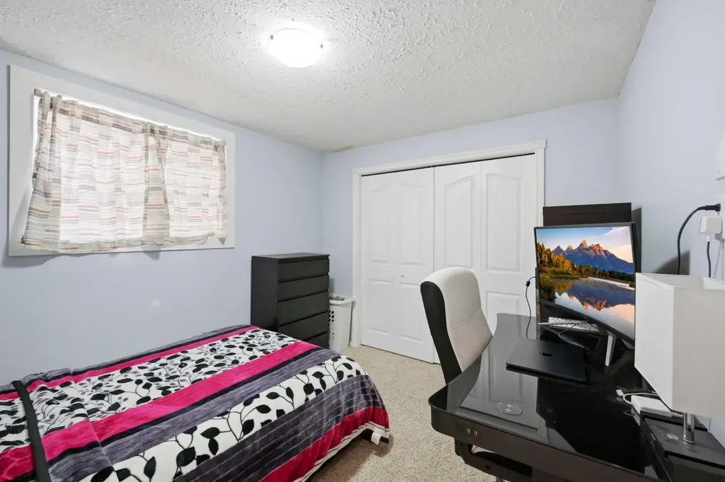 46 Citadel Meadow Crescent NW Calgary AB T3G 4Z1