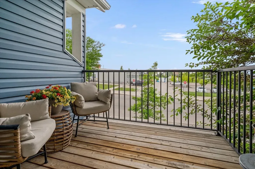 2802 Kings Heights Gate SE Airdrie AB T4A 0T3