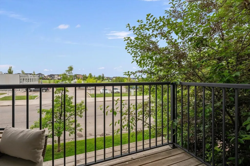 2802 Kings Heights Gate SE Airdrie AB T4A 0T3