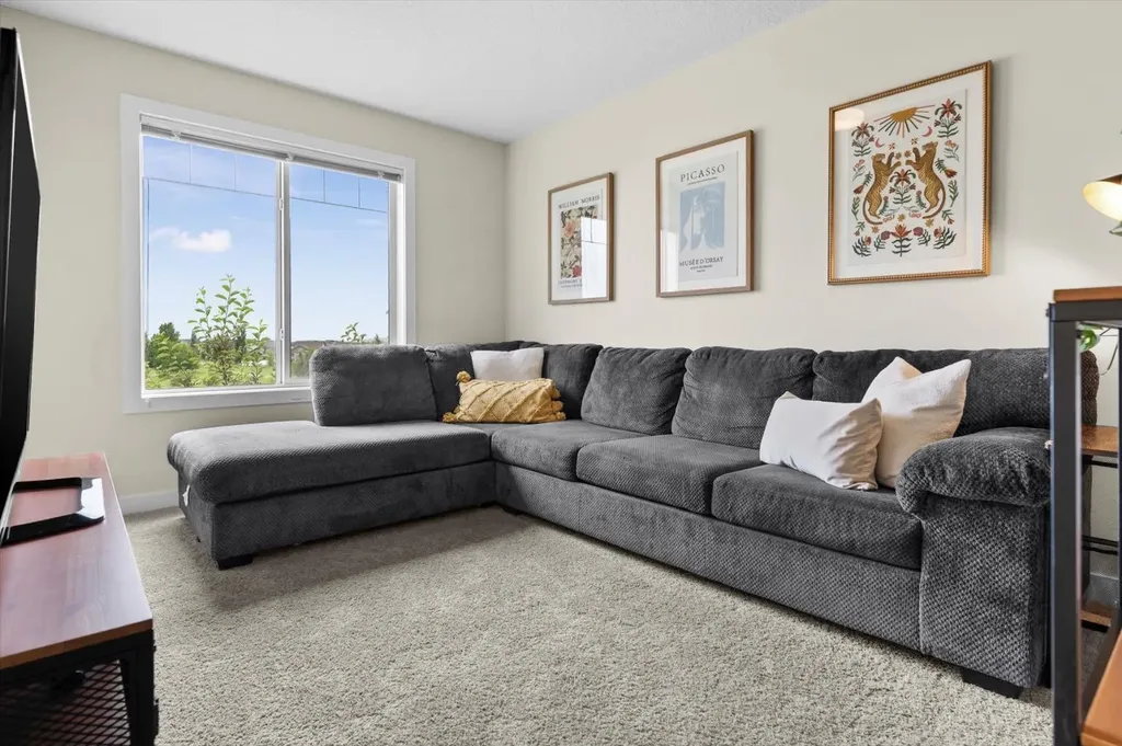 2802 Kings Heights Gate SE Airdrie AB T4A 0T3
