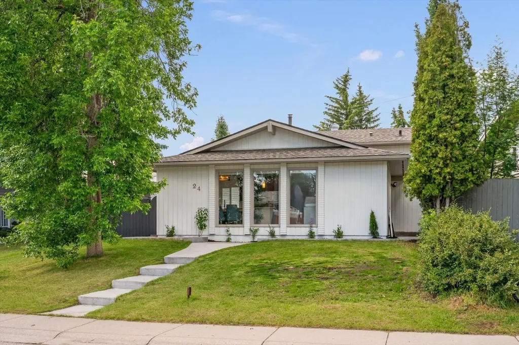 24 Midglen Drive SE Calgary AB T2X 1G7