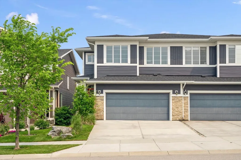 58 Crestbrook Drive SW Calgary AB T3B 6G4