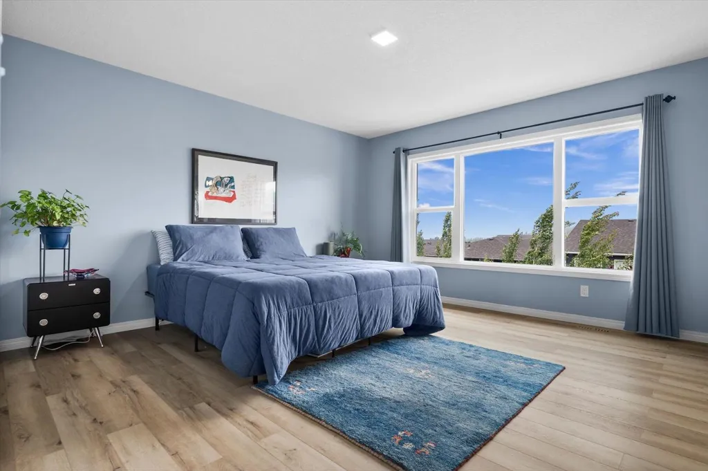 58 Crestbrook Drive SW Calgary AB T3B 6G4