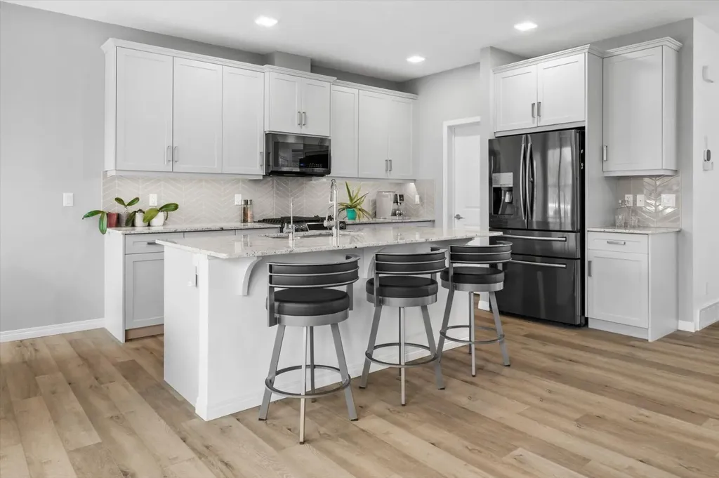 58 Crestbrook Drive SW Calgary AB T3B 6G4