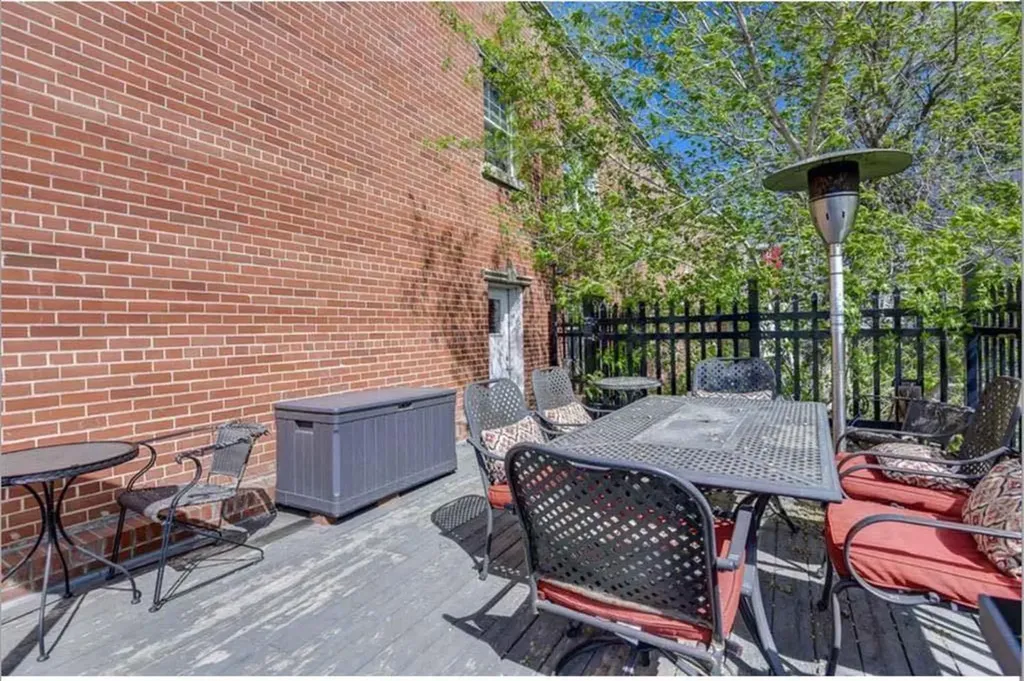 1125 17 Avenue SW Calgary AB T2T 0B5