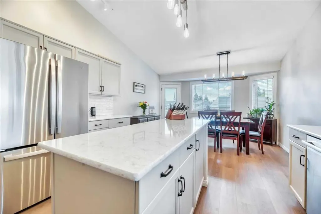 9 Madison Court Strathmore AB T1P 1M5