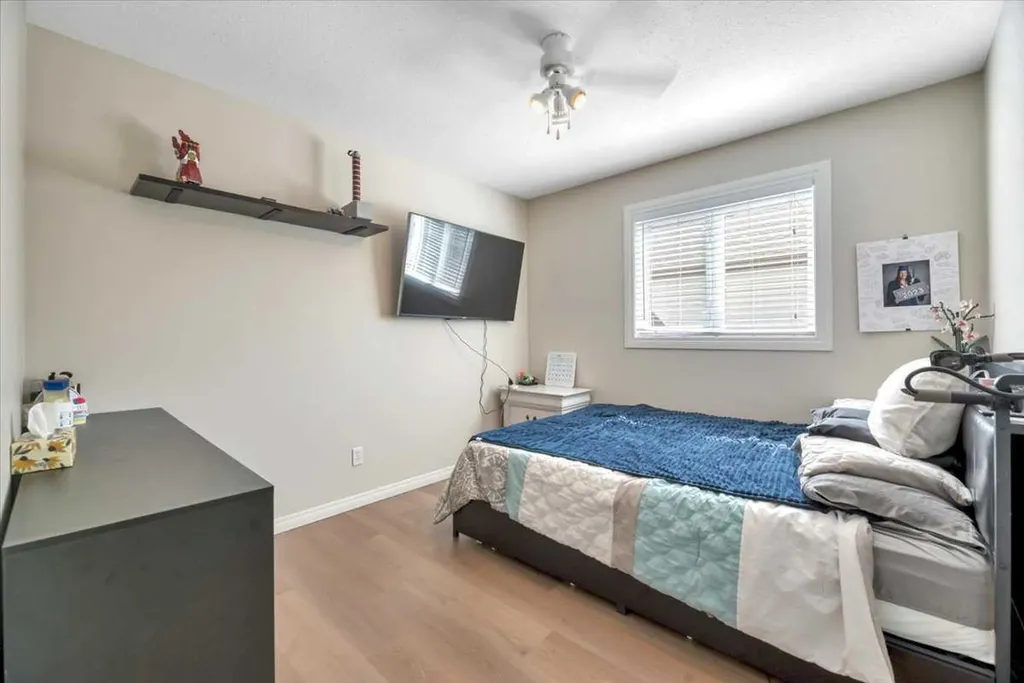 9 Madison Court Strathmore AB T1P 1M5