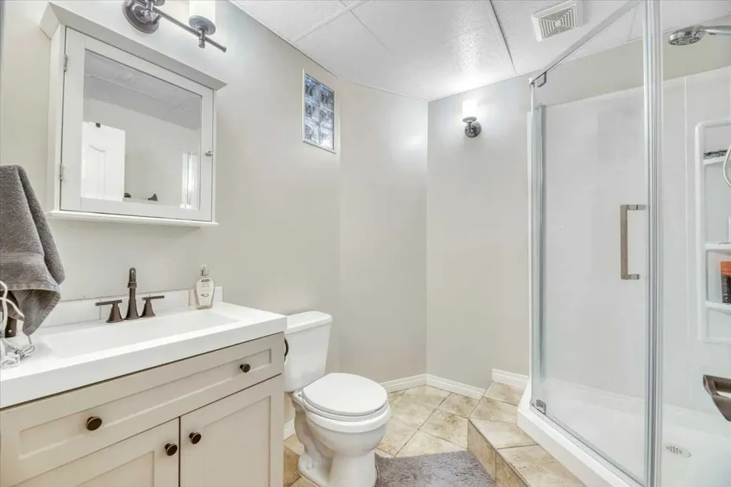 9 Madison Court Strathmore AB T1P 1M5