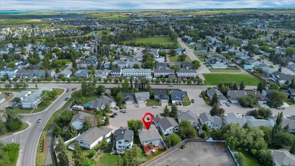9 Madison Court Strathmore AB T1P 1M5