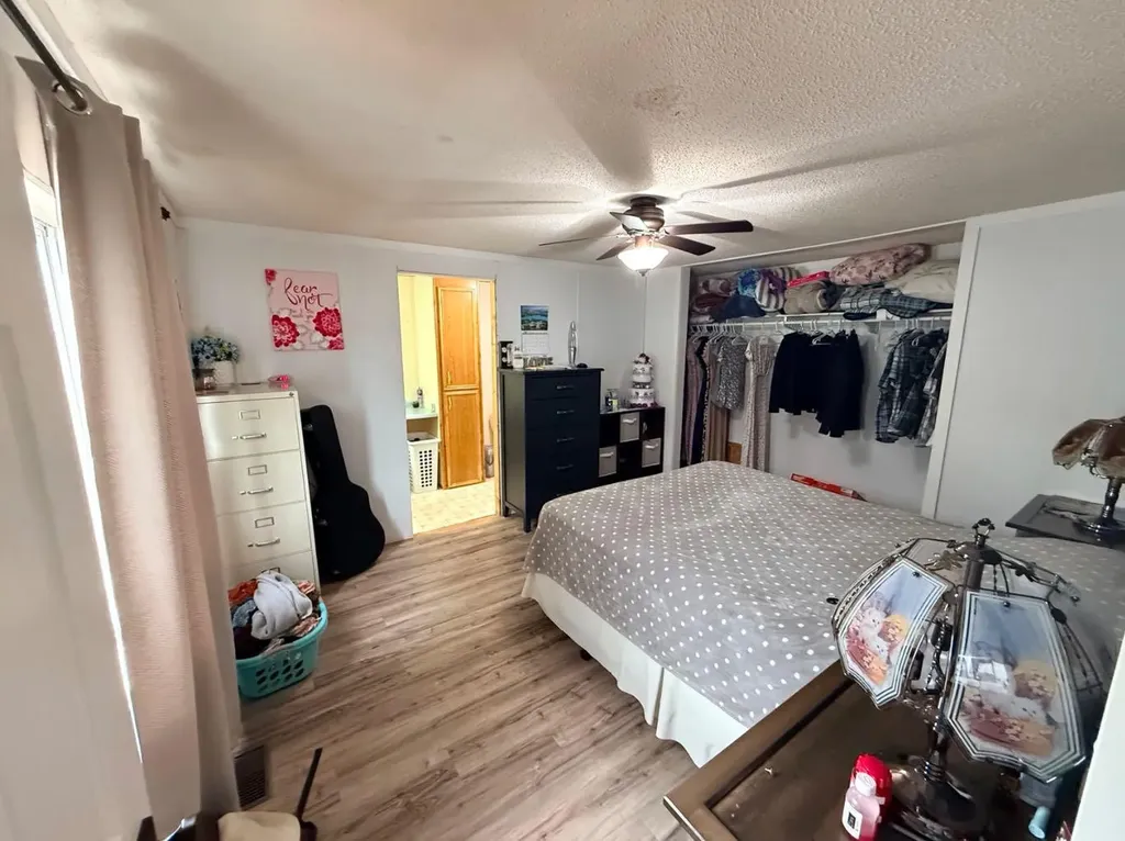 10109 105 Avenue La Crete AB T0H 2H0