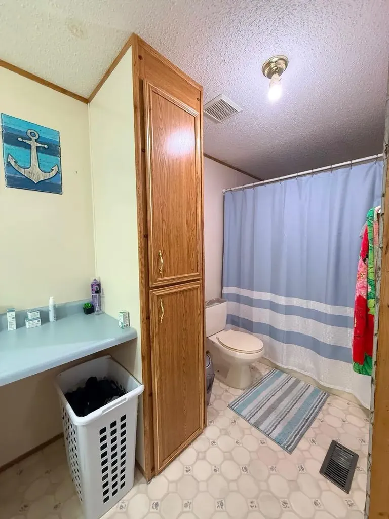 10109 105 Avenue La Crete AB T0H 2H0