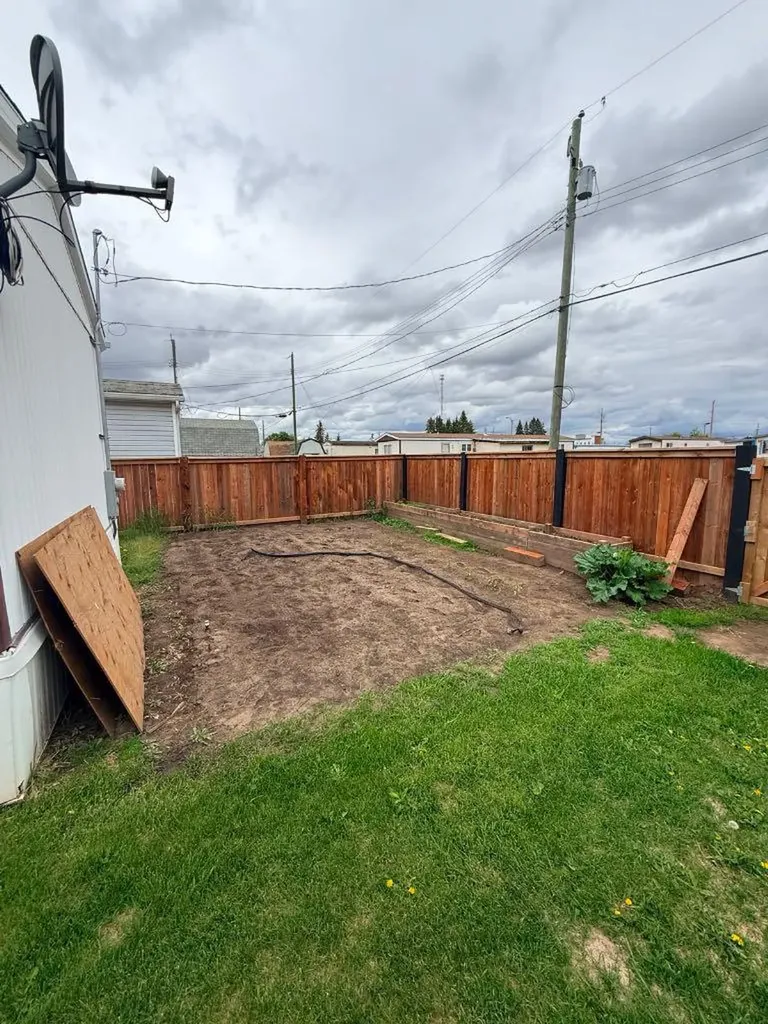 10109 105 Avenue La Crete AB T0H 2H0