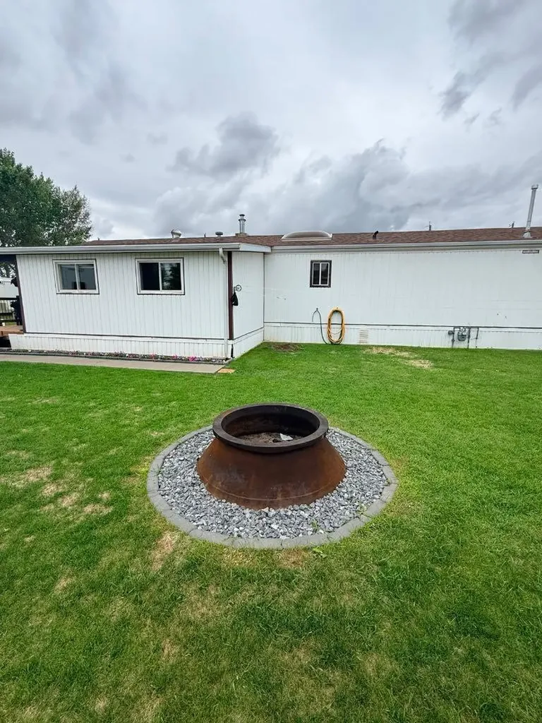 10109 105 Avenue La Crete AB T0H 2H0