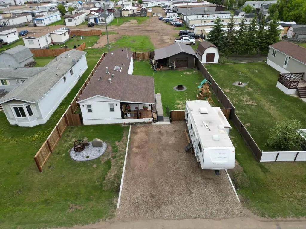 10109 105 Avenue La Crete AB T0H 2H0