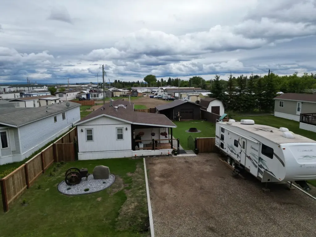 10109 105 Avenue La Crete AB T0H 2H0